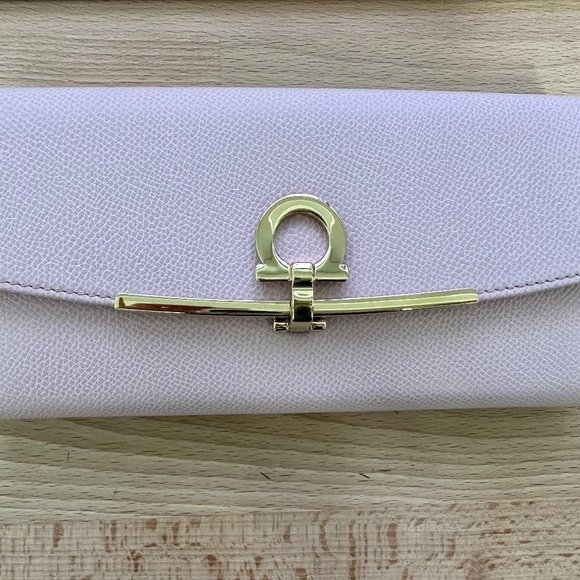 Gancino Clip Icona Continental Leather Wallet In Bonbon - Picture 2 of 5